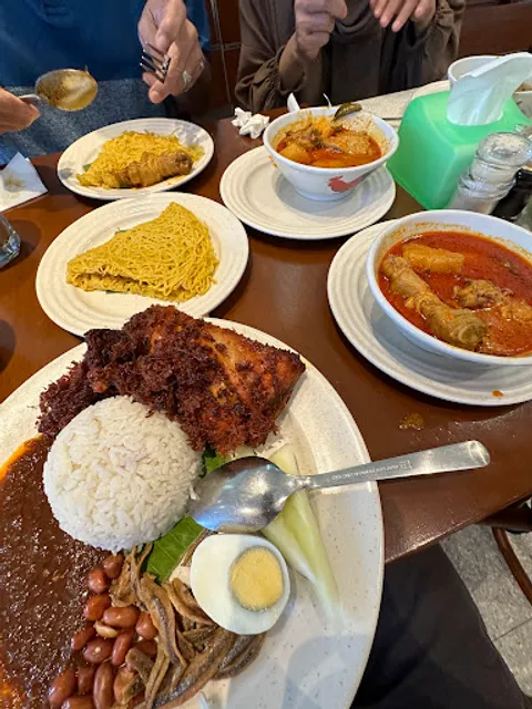 Ali, Muthu & Ah Hock @ Wangsa Maju