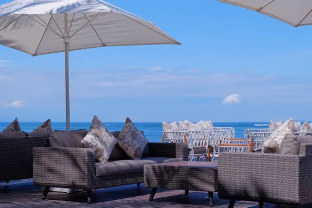 Allspice Dining & Ocean Terrace