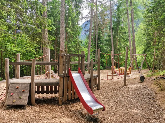 Spielplatz Zauberwald