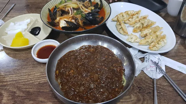 아미성 짬뽕전문점