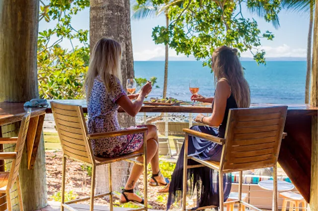 Northerlies Beach Bar & Grill