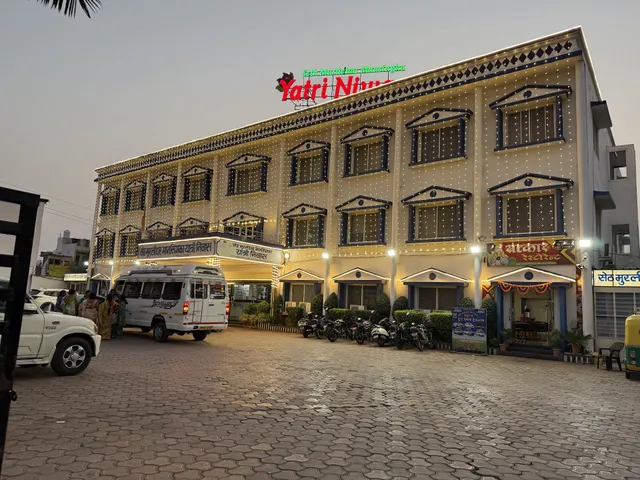 Seth Murlidhar Mansinghka Yatri Niwas Grastvy