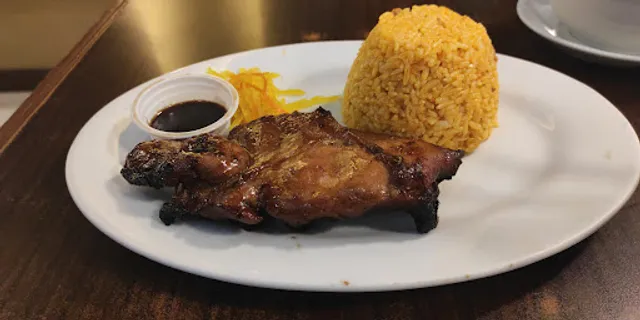 The Aristocrat Restaurant - 518 Banawe