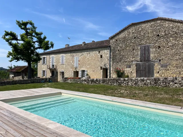 Domaine Lagarrière - gîtes en France