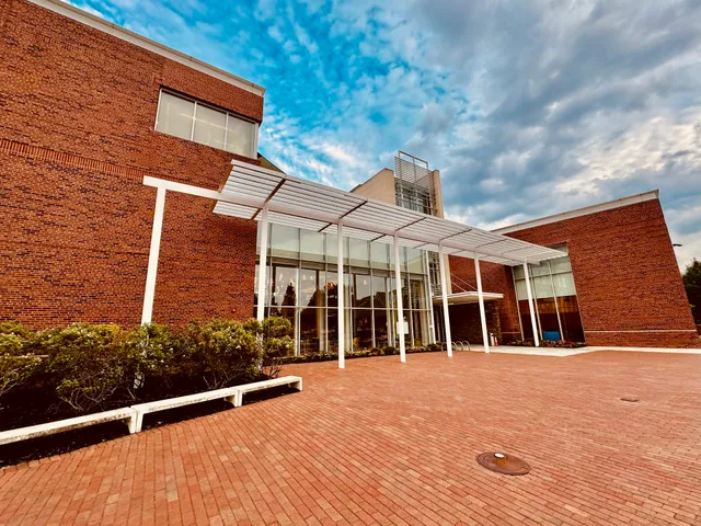 Plainsboro Public Library