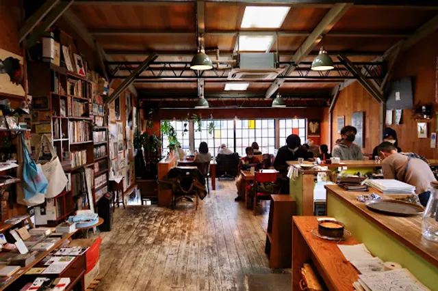 Kamogawa Cafe