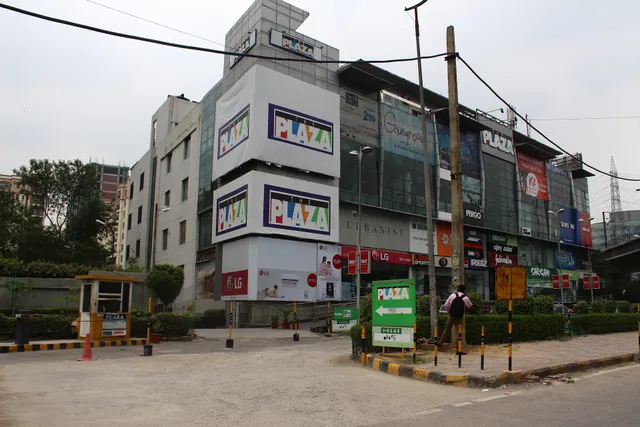 The Plaza Solitaire Hotel