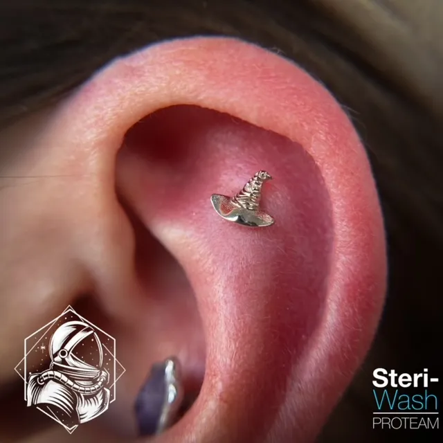 Black Moon Piercing Green Brook