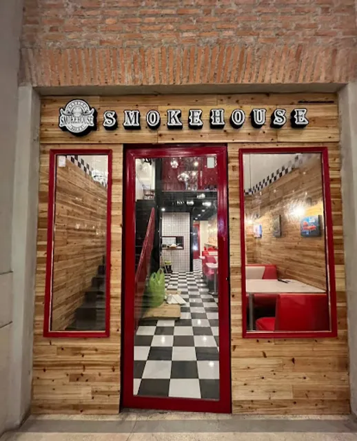 Smoke House Burgers & BBQ - One Nimman