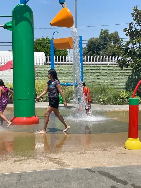 Orange Avenue Splash Zone
