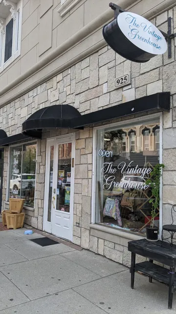 The Vintage Greenhouse