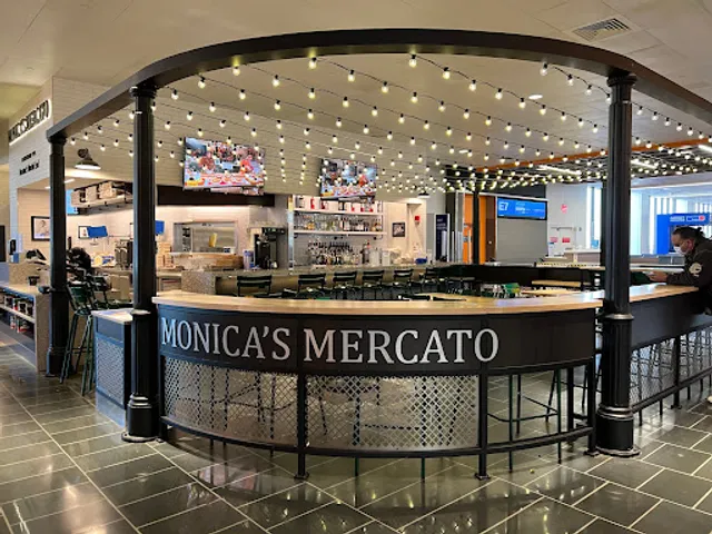 Monica's Mercato
