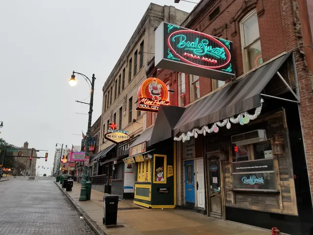 Miss Polly's Soul City Café