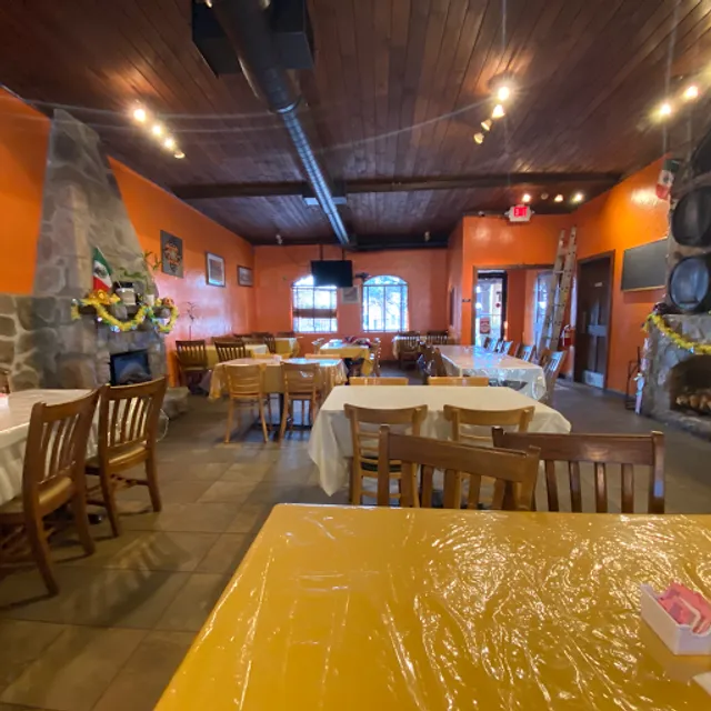 Los Gemelos Family Restaurant