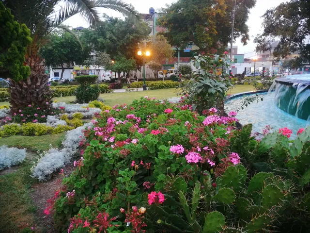 Plaza De Lima