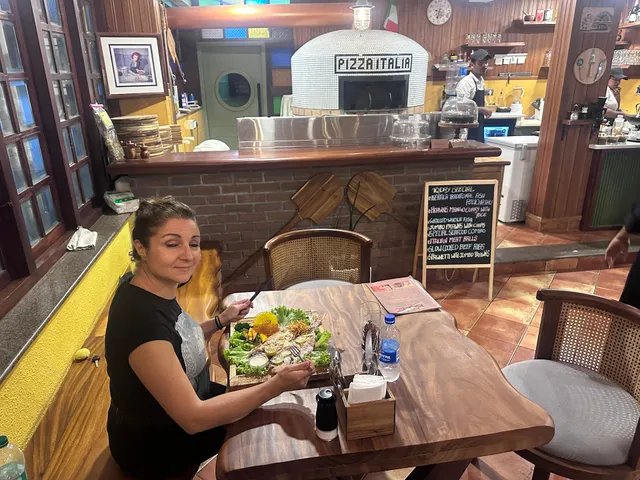 PIZZA ITALIA 2 RESTAURANT & PIZZERIA