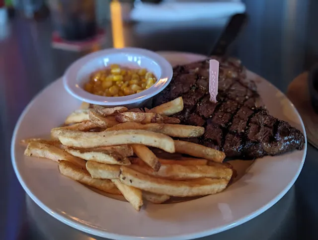 Chuck's Roadhouse Bar & Grill