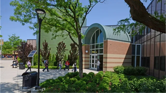 Oakland Community College - Royal Oak Campus