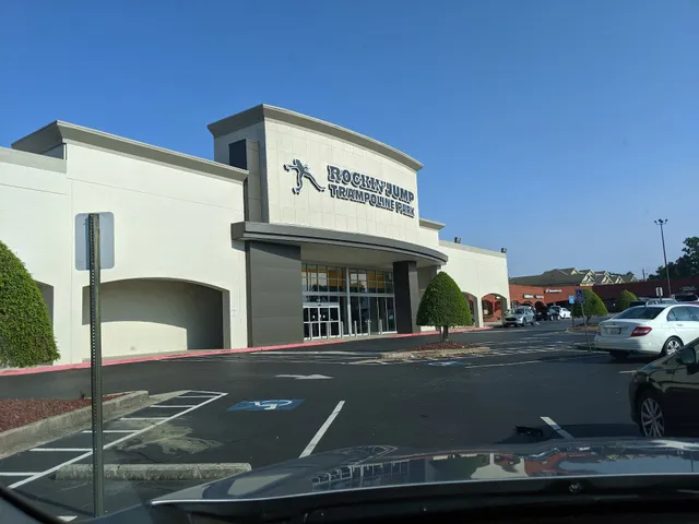 Cumberland Crossing Shopping Center