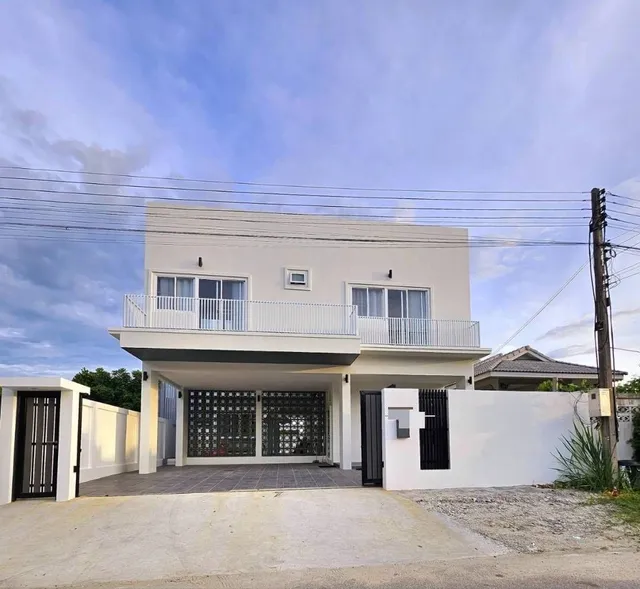 La Lune Pool Villa Chiangmai - ลาลูน พูลวิลล่าเชียงใหม่