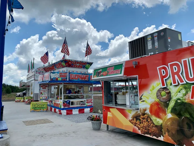 Plane Watch Food Park