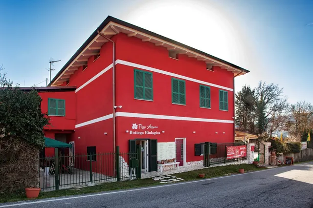 AGRITURISMO BIO-OLISTICO ROSSO LAMPONE