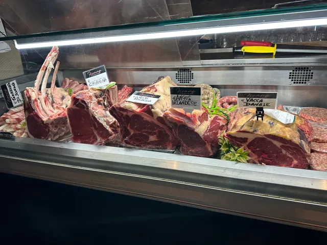 Ficano Hamburgheria | Steak House