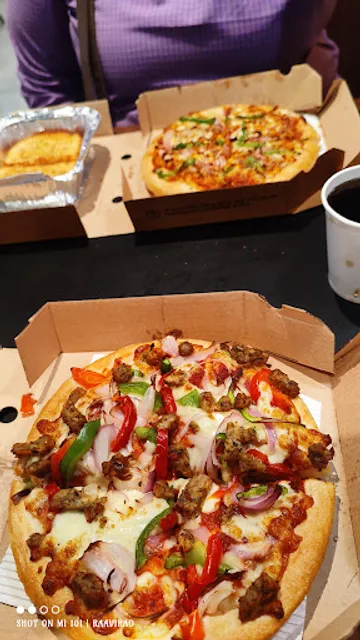 Pizza Hut Tadepalli