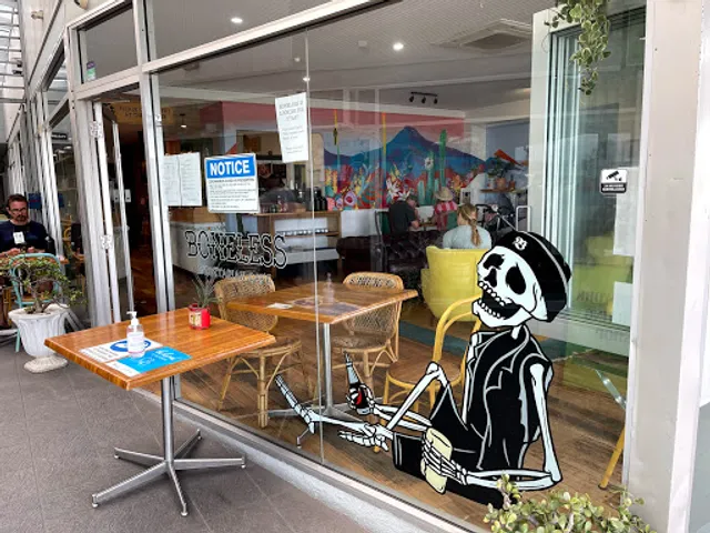 Boneless Cafe