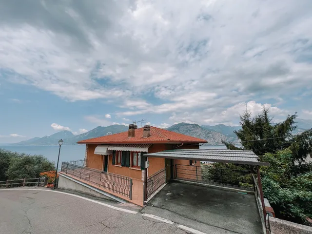 Villa Valya by GardaDoma