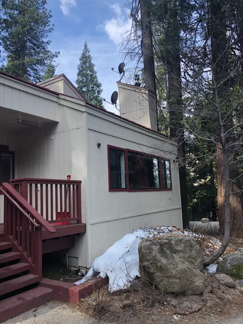 Yosemite Magic Studio "B"