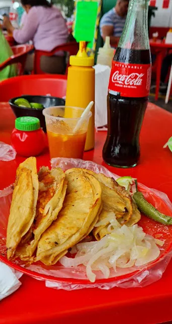 Tacos de Barbacoa El Moreño