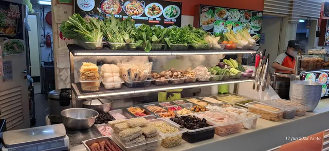 Giant Tampines Food Court