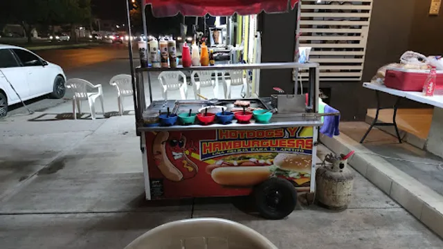 Hot Dog y hamburguesas Ghost