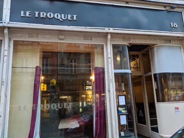Le Troquet