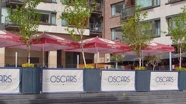 Oscars Café Bar