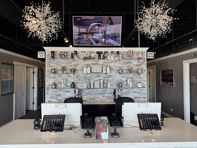 L.A. TAN/ SORÉ WELLNESS