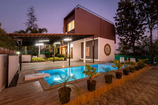 StayVista at Vinho Sunsets | Villa with Swimming Pool in Nashik