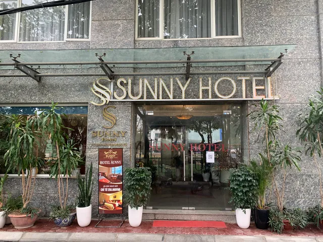 Sunny Hotel II