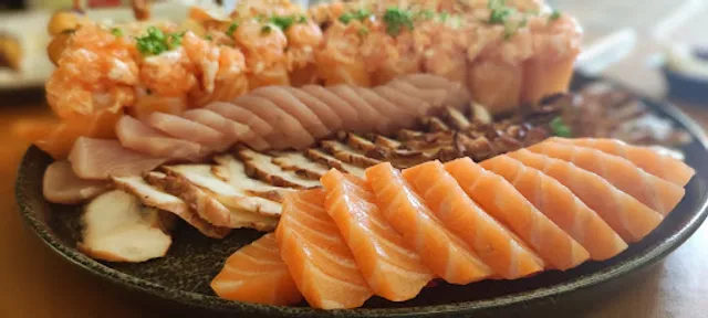 Chiune Sushi - Restaurante Japonês