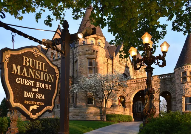 Buhl Mansion Guesthouse & Spa