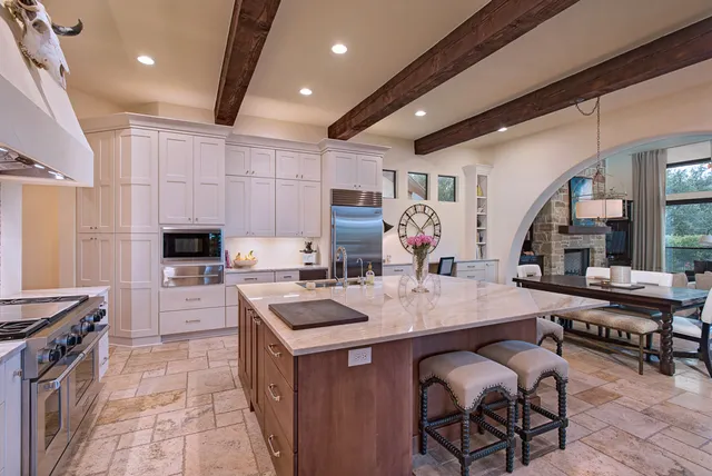 UB Kitchens - Kitchen Design and Cabinets