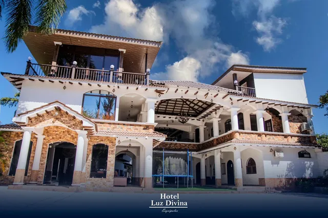 Hotel Luz Divina
