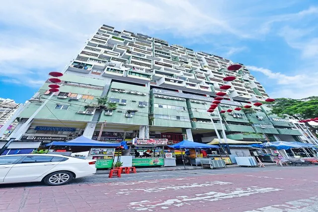 OYO 90138 Hotel Elwarda Klcity