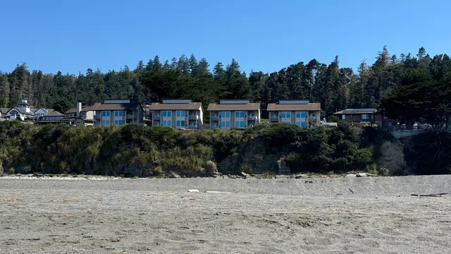 Seacliff Motel