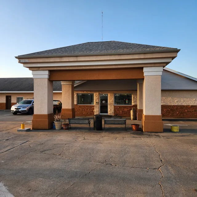 America's Best Inn & Suites - Emporia