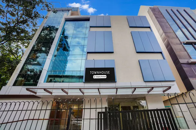 Super Townhouse ITPL Near Prestige Shanti Niketan