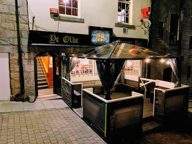 Ye Olde Frigate Bar