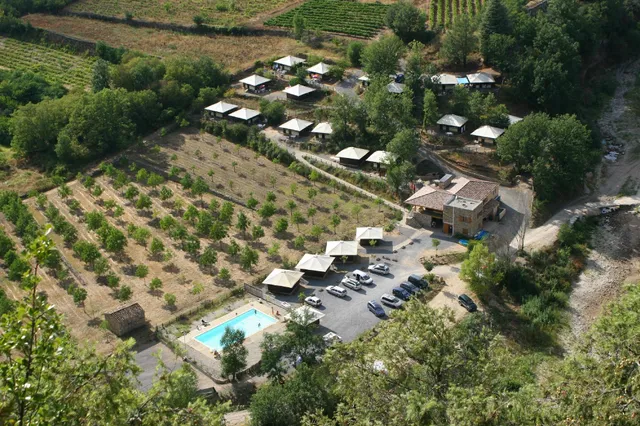 Les Cabanes de Cornillon