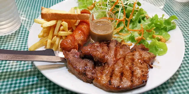 Issara Steak House, C3 Buildings Muantongtani